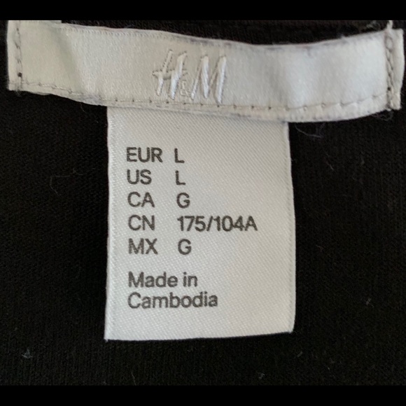 H&M Ruffle Collar Sweater Lg - Picture 4 of 4